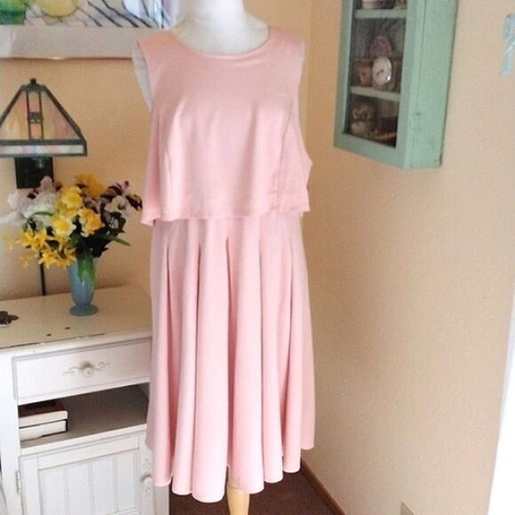 Torrid Peachy Pink Layered Dress - Picture 1 of 11